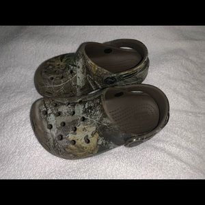 Crocs size 9c toddler